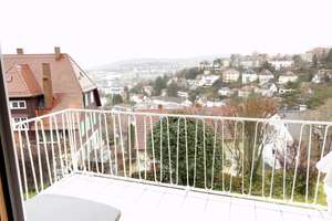 Ruhige Aussichtslage am Killesberg: 2 Zimmer mit Südbalkon und Weitblick