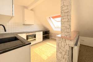 Maisonettwohnung I Dachgeschoss-Ausbau 2008 I 4 Räume + Spitzboden I Tageslichtbad I Denkmalschutz – Die vollständige Adresse der Immobilie erhältst du vom Anbieter., 4319 Engelsdorf, Leipzig – Vorschaubild 12