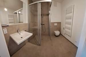 Helle 1-Zimmer-Wohnung in zentraler Lage in Regensburg inkl. Küchenzeile und TG – Maierhoferstraße 1, 93047 Ostenviertel, Regensburg – Vorschaubild 6