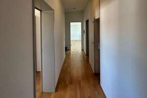 Lichtdurchflutete 3-Zimmer-Wohnung mit Südbalkon in begehrter Wohnlage – Die vollständige Adresse der Immobilie erhältst du vom Anbieter., 89231 Neu-Ulm – Vorschaubild 6