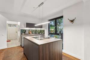 Neuwertiges Reihenendhaus mit gehobener Ausstattung und Tiefgaragenstellplatz in ruhiger Wohnlage – Die vollständige Adresse der Immobilie erhältst du vom Anbieter., 28329 Gartenstadt Vahr, Bremen – Vorschaubild 4
