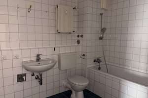 Riesige Familienwohnung mit Terrasse und Gäste-WC!  – Simon-Bolivar-Straße 19, 13055 Alt-Hohenschönhausen, Berlin – Vorschaubild 9