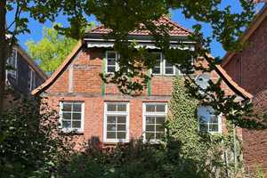 DENKMALHAUS IM ZENTRUM VON LÜTJENBURG....(LADENNUTZUNG)=110 QM WOHNFLÄCHE==618 QM GRUNDSTÜCK – Plön (Kreis) – Vorschaubild 6