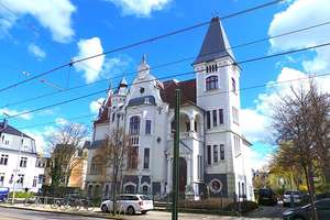 Hochwertige 3-Raum-Dachgeschosswohnung in einzigartiger Villa mit Parkett, Vollbad und Einbauküche!! – Rosa-Luxemburg-Str. 3, 18055 Stadtmitte, Rostock – Vorschaubild 33