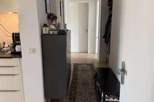 Barrierefreie 4-Zimmer-Wohnung mit gehobener Ausstattung in Regensburg – Die vollständige Adresse der Immobilie erhältst du vom Anbieter., 93049 Westenviertel, Regensburg – Vorschaubild 2