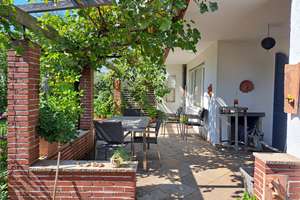 Gepflegtes Einfamilienhaus (Bj. 1972) in Moorenweis mit 5,5 Zimmern – Die vollständige Adresse der Immobilie erhältst du vom Anbieter., 82272 Moorenweis – Vorschaubild 2
