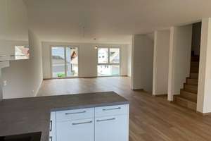 Sehr schönes Reihenhaus BJ24 - Massivbau - Wärmepumpe - PV - Garage - EBK – Wehratalstrasse 31c, 79664 Wehr – Vorschaubild 6