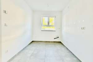 Schönes Reihenendhaus mit Dachterrasse + zwei PKW-Stellplätzen in guter Lage von Riedstadt-Goddelau – Die vollständige Adresse der Immobilie erhältst du vom Anbieter., 64560 Riedstadt – Vorschaubild 32