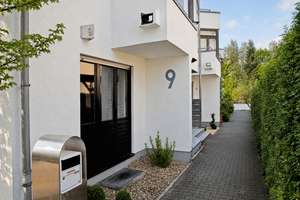 Großzügiges Reihenendhaus mit außergewöhnlich viel Platz in Split-Level-Bauweise! – 65931 Sindlingen, Frankfurt am Main – Vorschaubild 2