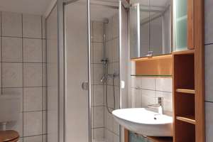 Individuelle 3-Zimmer-Wohnung  in Wuppertal Cronenberg – Die vollständige Adresse der Immobilie erhältst du vom Anbieter., 42349 Cronenberg, Wuppertal – Vorschaubild 11