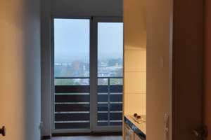 Charmante 1-Zimmer Wohnung im 4. OG mit Balkon in Mainz-Hartenberg/Münchfeld – Richard - Schirrmann - Straße 14, 51122 Hartenberg-Münchfeld, Mainz – Vorschaubild 1