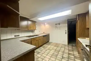 charmantes Haus in Schiefbahn: großzügig, lichtdurchflutet, große Terrasse - sanierungsbedürftig! – Viersen (Kreis) – Vorschaubild 13