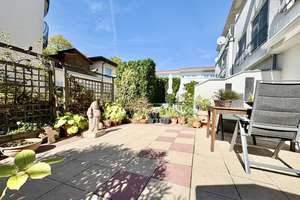 ''Großzügiges Reihenhaus''
mit Garage in bevorzugter Lage
Nähe Südfriedhof – Die vollständige Adresse der Immobilie erhältst du vom Anbieter., 65189 Südost, Wiesbaden – Vorschaubild 1