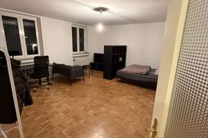 Traumlage: Möbilierte 1-Zimmer Wohnung zwischen Carlsplatz und Altstadt  – Berger Straße 12b, 40213 Altstadt, Düsseldorf – Vorschaubild 3