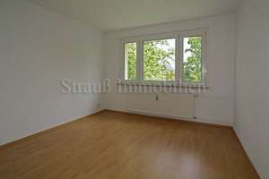 Balkon...Laminat...Bad mit Fenster... – Lortzingstraße 17, 9119 Kapellenberg, Chemnitz – Vorschaubild 3