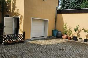 Schicke Doppelhaushälfte mit 2 Wohneinheiten und großer Garage! – Die vollständige Adresse der Immobilie erhältst du vom Anbieter., 2692 Großpostwitz/Oberlausitz – Vorschaubild 3