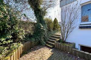 Top-Lage! Einfamilienhaus mit Einliegerwohnungen in Bielefeld-Großdornberg - Courtagefrei für Käufer – Die vollständige Adresse der Immobilie erhältst du vom Anbieter., 33619 Dornberg, Bielefeld – Vorschaubild 24