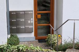 Gepflegte Maisonette-Wohnung in Stuttgart-Sillenbuch – Die vollständige Adresse der Immobilie erhältst du vom Anbieter., 70619 Sillenbuch (Ortsteil), Stuttgart – Vorschaubild 2