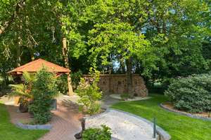 Ein Hof, zwei Zuhause und viel Grün: Resthof mit Einliegerwohnung in Sustrum-Moor! – Die vollständige Adresse der Immobilie erhältst du vom Anbieter., 49762 Sustrum – Vorschaubild 12