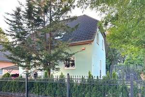 Spandau – 6 Zimmer, Garten & Terrasse - Schönes Grundstück ruhige Seitenstraße – Die vollständige Adresse der Immobilie erhältst du vom Anbieter., 13589 Falkenhagener Feld, Berlin – Vorschaubild 2
