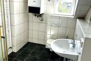 Zentrale, ruhige 2-Zi.-DG-Wohnung im Kolonie-Viertel (Wiesdorf) – 51373 Wiesdorf, Leverkusen – Vorschaubild 6