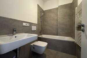 Effiziente Wohnung mit  Wohnküche und zwei Schlafzimmer – Die vollständige Adresse der Immobilie erhältst du vom Anbieter., 12459 Oberschöneweide, Berlin – Vorschaubild 5