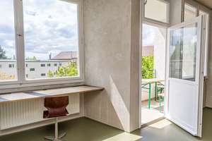 Bezugsfreie 2-Zimmer-Wohnung mit Balkon in Tempelhof – Bayernring 29a 29a, 12101 Tempelhof, Berlin – Vorschaubild 2