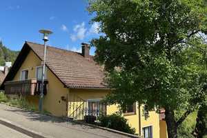 Gepflegtes Zweifamilienhaus mit optionaler Einliegerwohnung und herrlichem Weitblick – Freudenstadt (Kreis) – Vorschaubild 3