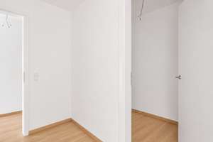 Attraktive 3-Zimmer-Wohnung mit großzügigem Wohnbereich und Terrasse  in Gerolfing – Eichenwaldstraße 39, 85049 West, Ingolstadt – Vorschaubild 9