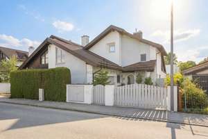 Großzügige Doppelhaushälfte mit viel Platz für die ganze Familie (EEK B) – Die vollständige Adresse der Immobilie erhältst du vom Anbieter., 82031 Grünwald – Vorschaubild 7