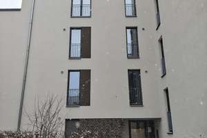 Lichtdurchflutete 4-Zimmer-Wohnung mit Balkon in Hamburg 22457