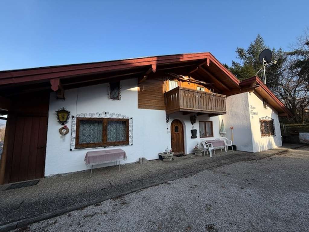 Immobilie in Schönau am Königssee - Sanierungsbedürftiges Einfamilienhaus mit Potential! - Bild 1