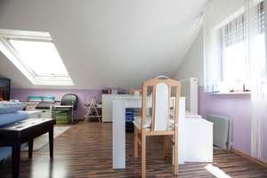 Großes und gepflegtes Haus mit drei Wohneinheiten - ideal für Familie, Generationen oder Vermietung – Die vollständige Adresse der Immobilie erhältst du vom Anbieter., 71334 Waiblingen – Vorschaubild 41