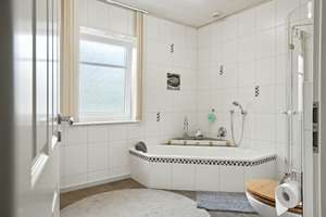 Großzügiger Bungalow mit parkähnlichem Grundstück in idyllischer Feldrandlage – Die vollständige Adresse der Immobilie erhältst du vom Anbieter., 26624 Südbrookmerland – Vorschaubild 10
