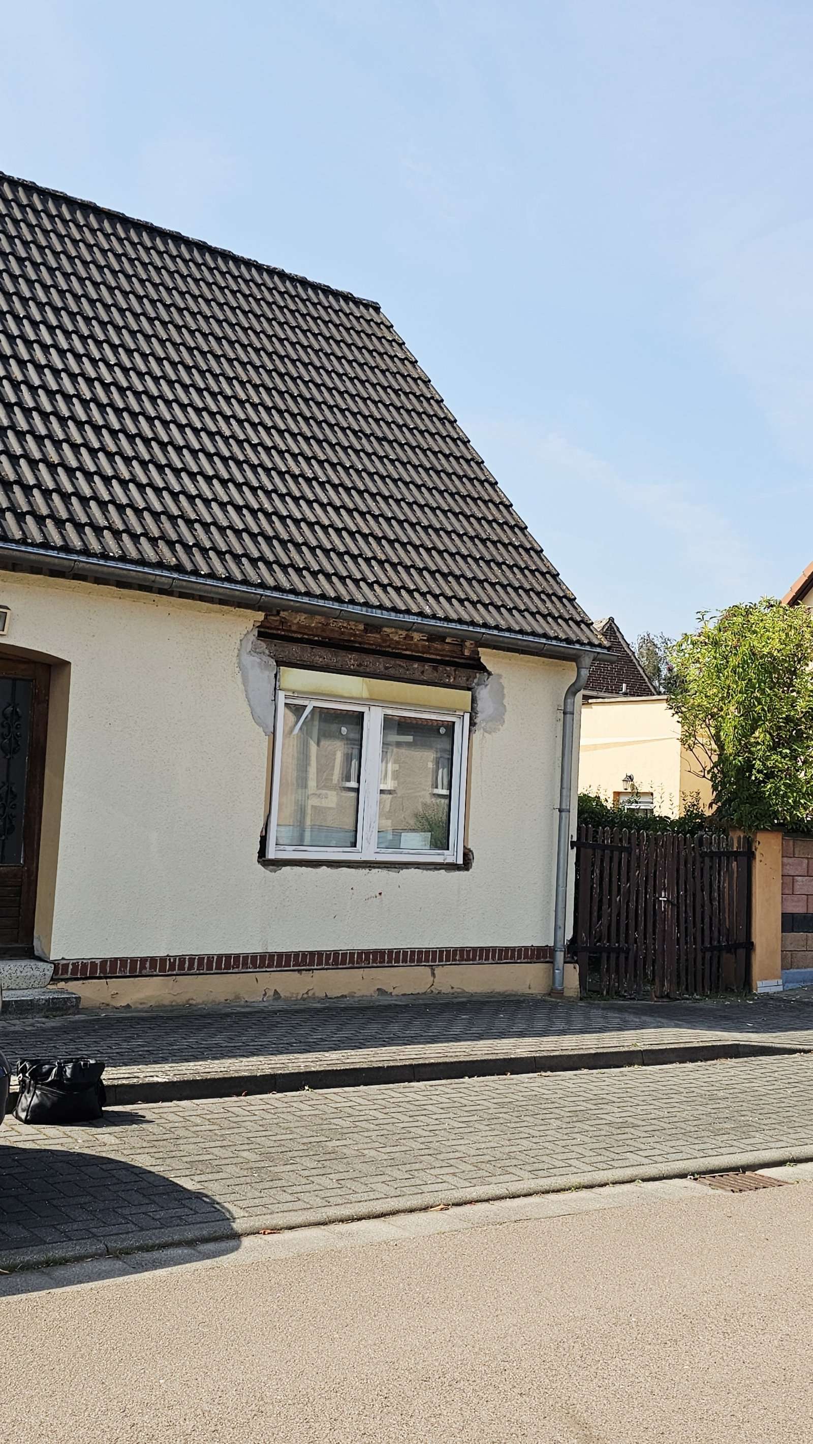 teilsaniertes Einfamilienhaus in Vockerode, Wittenberg Kreis – Bild 3