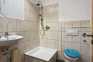 Property thumbnail 10