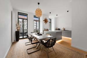 Altbau-Eleganz in der List | 12 m² Sonnenbalkon | 1. OG