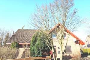 Ideales Zweifamilienhaus für Wohnen und Arbeiten! – Die vollständige Adresse der Immobilie erhältst du vom Anbieter., 23626 Ratekau – Vorschaubild 2