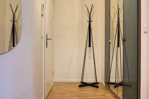 Möbliertes Apartment mit 2 Zimmern ab 01. Mai I Balkon I Küche I Aufzug – Hallesche Str. 5a, 10963 Kreuzberg, Berlin – Vorschaubild 11