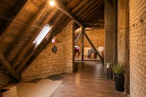 *SUPER POTENZIAL IM DÜSSELTAL* - WOHNUNG + DACHBODEN – Ahnfeldstr. 13, 40239 Düsseltal, Düsseldorf – Vorschaubild 3