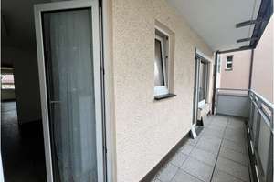 Schönes WG-Zimmer in Frauen-WG mit Balkon (Stuttgart-Ost) – Wagenburgstraße 104, 70186 Gablenberg, Stuttgart – Vorschaubild 3
