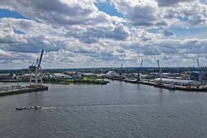 Exklusive 2-Zi-Wohnung im Marco-Polo-Tower - Hafen City mit großer Terrasse und Conciere-Service – Am Strandkai 3, 20457 HafenCity, Hamburg – Vorschaubild 21