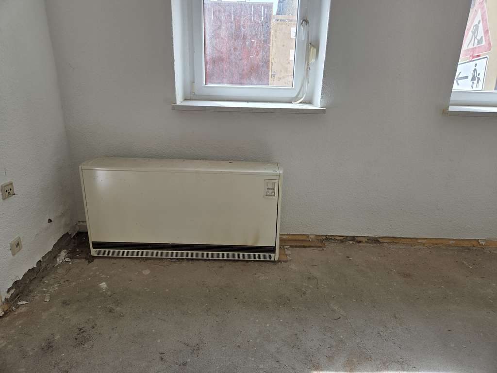 Immobilie in Lützen - renovierungsbedürftiges 2 geschossiges Haus + Dachboden provi-frei zu verkaufen - Bild 3