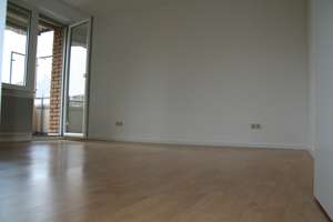 3-Zi.-Whg mit Garage in ruhigem 4-Parteienhaus in Porz-Urbach – Die vollständige Adresse der Immobilie erhältst du vom Anbieter., 51145 Urbach, Köln – Vorschaubild 5
