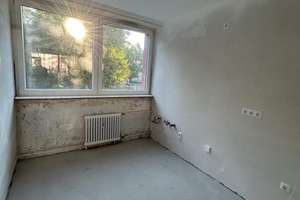 Zeit für einen Tapetenwechsel? Tolle 4 Zimmer Wohnung mit Balkon! – 44328 Scharnhorst-Ost, Dortmund – Vorschaubild 2