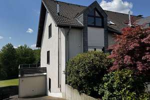 Gepflegtes Reihenendhaus in ruhiger Wohnlage mit Garten & Fernblick ins Naturschutzgebiet – Die vollständige Adresse der Immobilie erhältst du vom Anbieter., 51491 Overath – Vorschaubild 2