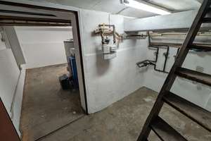 VIDEORUNDGANG: Komplett renovierte  4,5-Zimmer-Doppelhaushälfte mit EBK in Bremen Hemelingen – Auf dem Kronsberg 36, 28309 Hemelingen (Ortsteil), Bremen – Vorschaubild 24