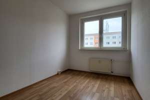 3-Raumwohnung im 2.OG mit Balkon und optimaler Raumaufteilung – Breitscheidstraße 19, 39114 Herrenkrug, Magdeburg – Vorschaubild 4