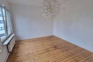 Helle 4 Zimmer Wohnung in einem  schönen Stadthaus – Die vollständige Adresse der Immobilie erhältst du vom Anbieter., 47799 Cracau, Krefeld – Vorschaubild 6