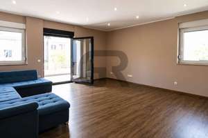 Großzügige 4 Zimmer Wohnung nahe Johannesviertel – Die vollständige Adresse der Immobilie erhältst du vom Anbieter., 64293 Darmstadt-Nord, Darmstadt – Vorschaubild 2